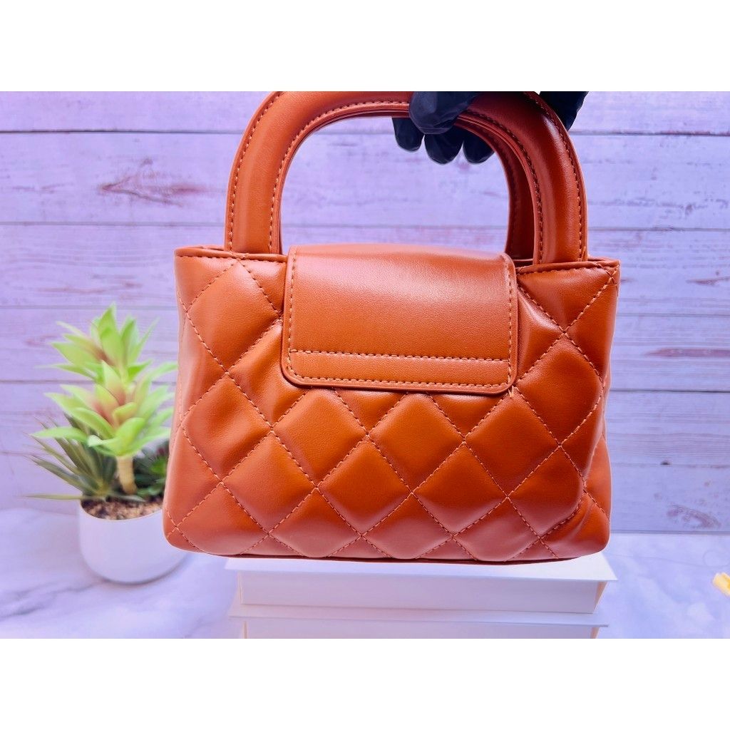 B100 - Item - B100