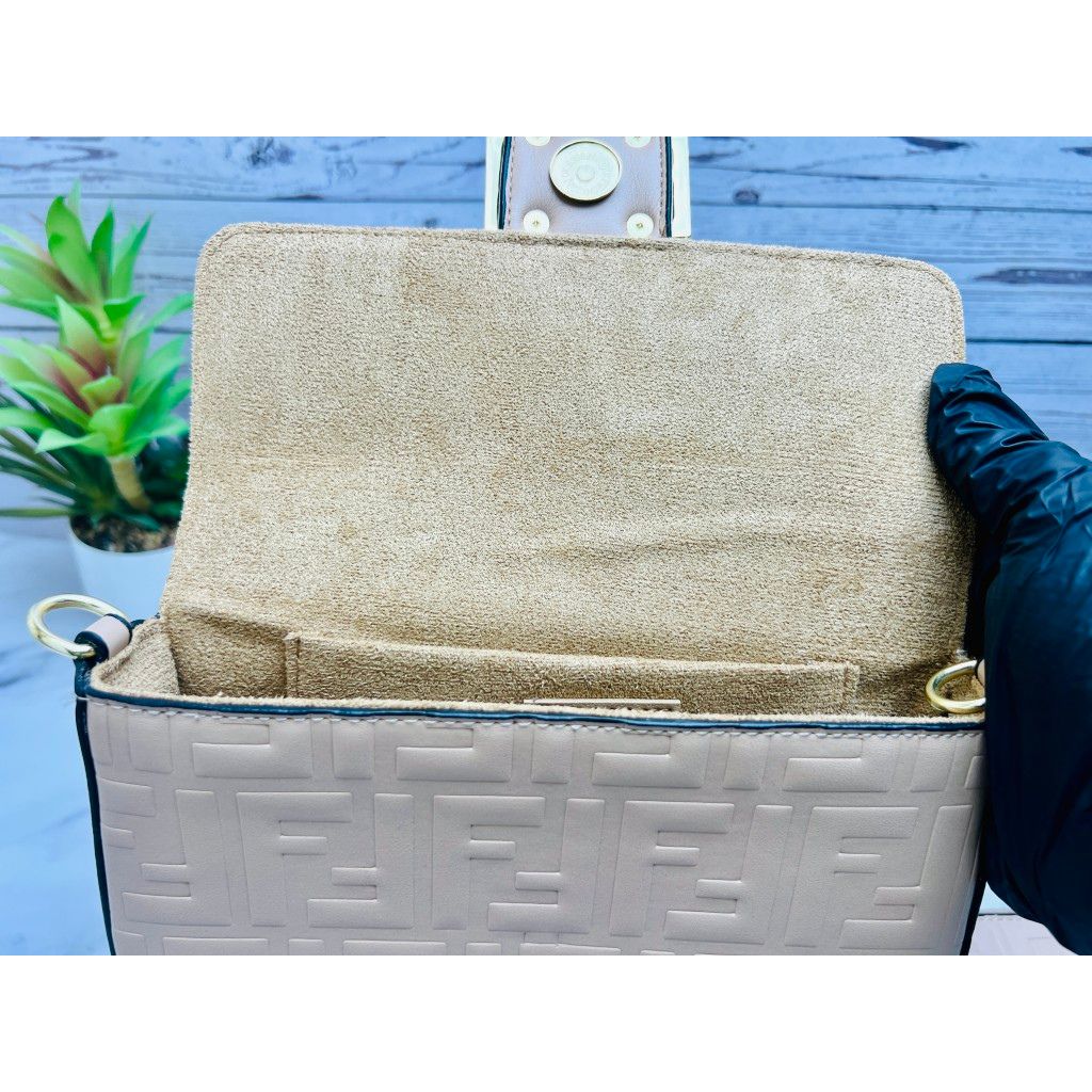 B80 - Item - B80