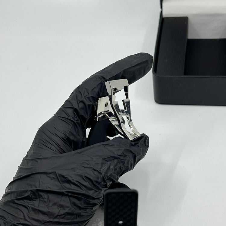 G10