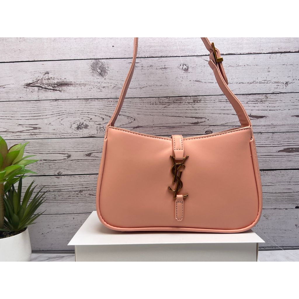 B14 - Item - B14