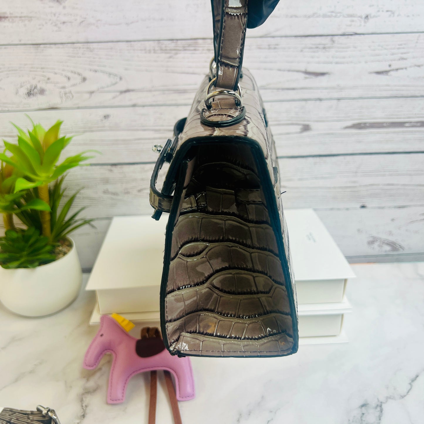 B109 - Item - B109