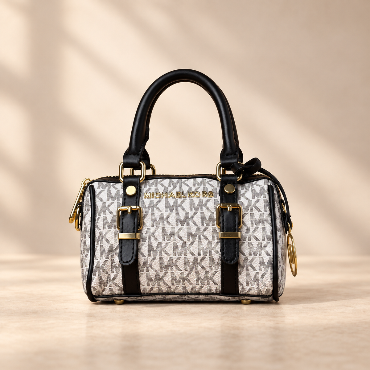 F474 handbag premium catalog image