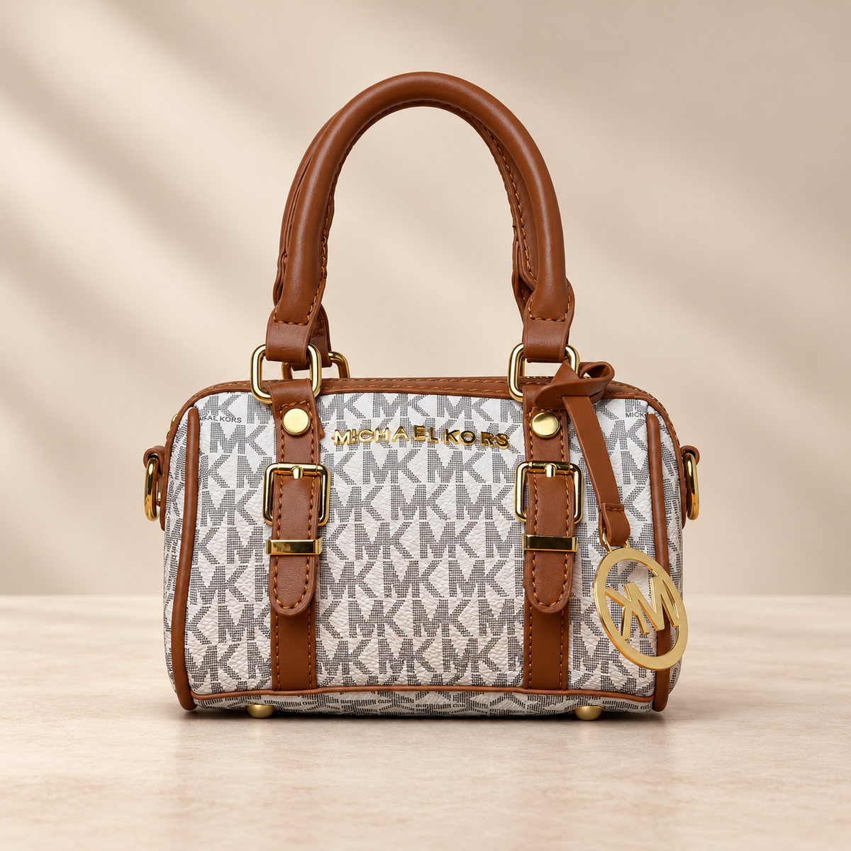 F477 handbag premium catalog image