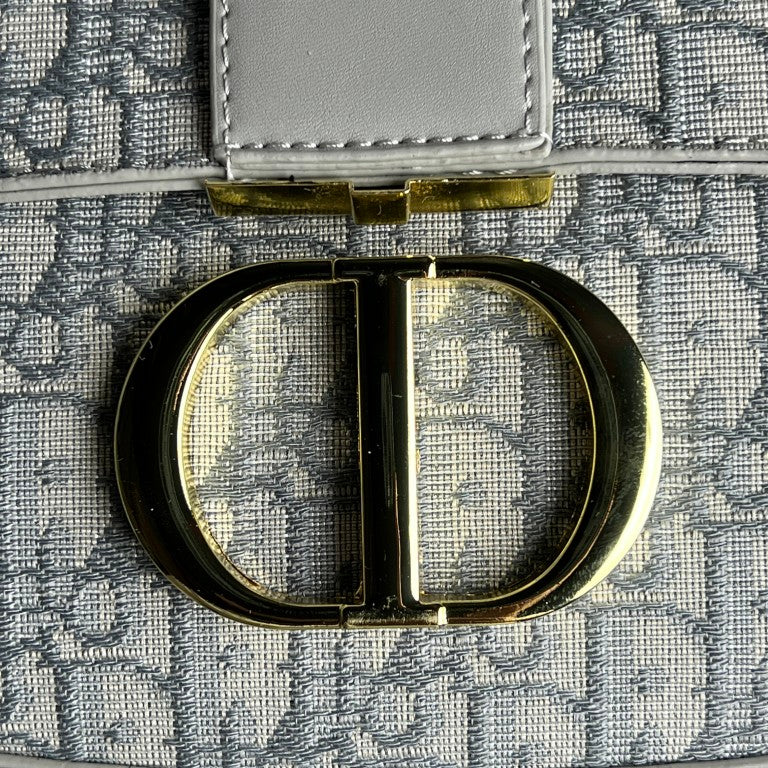 B211