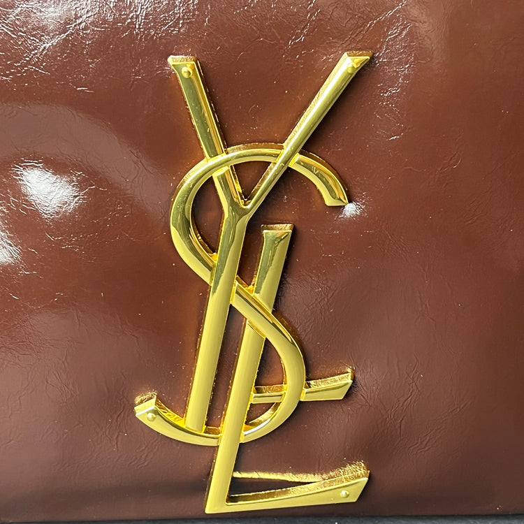 A523