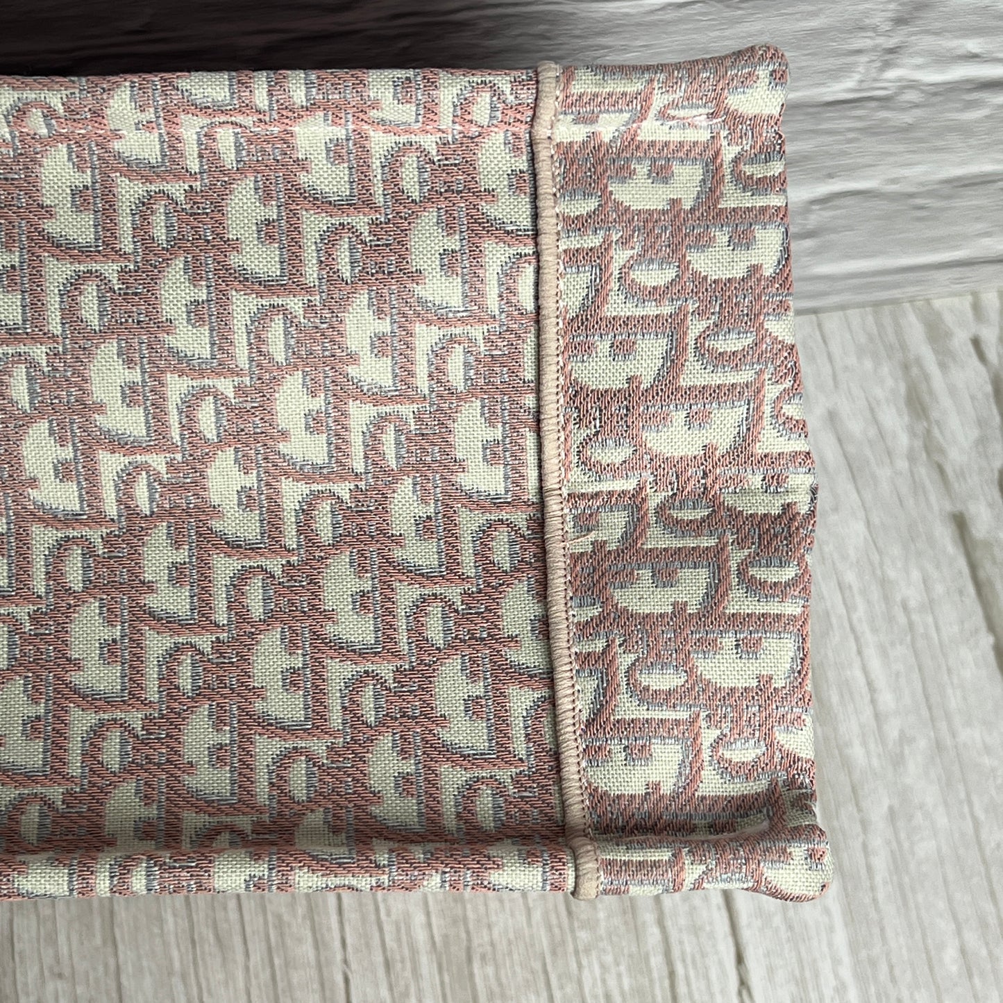D421