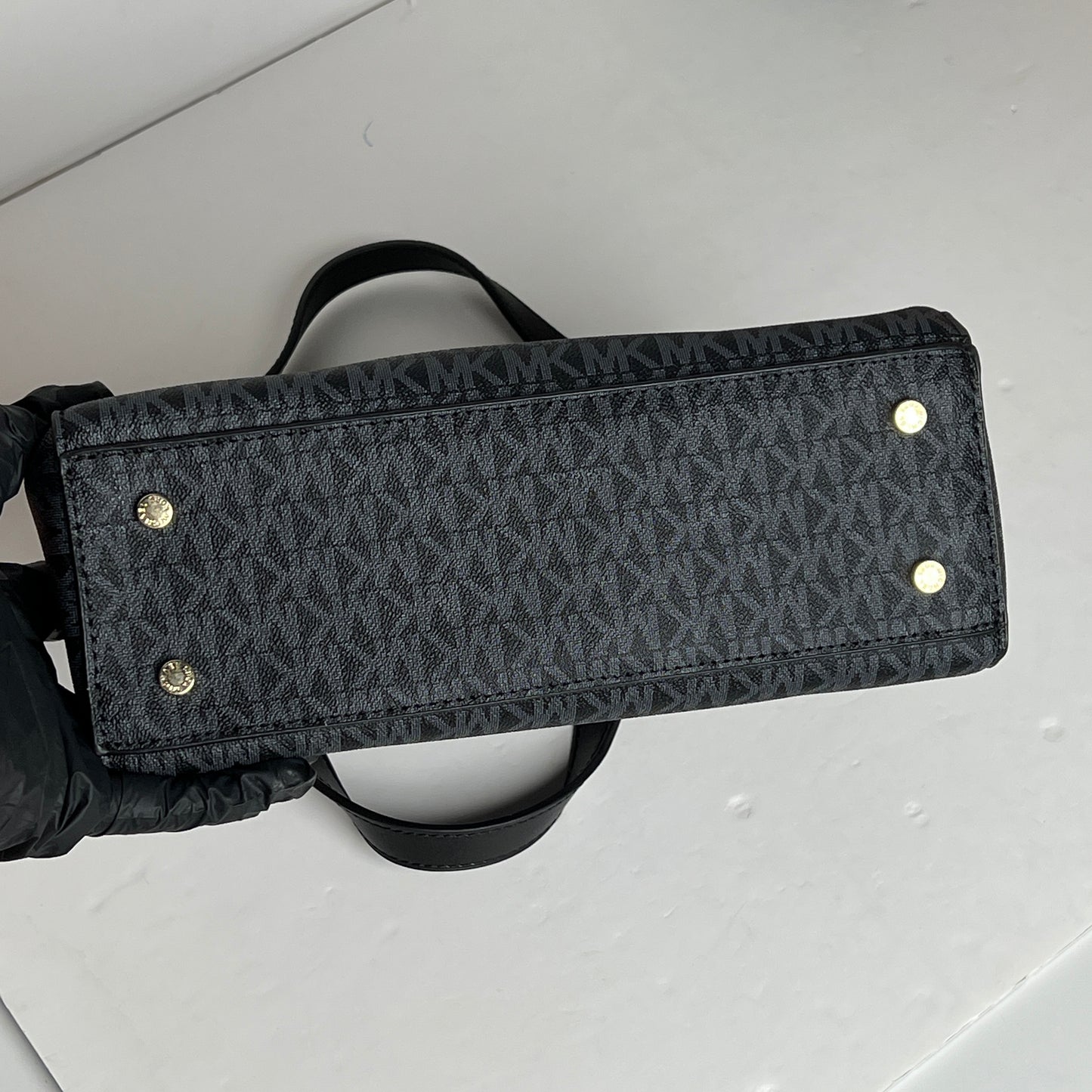 D431